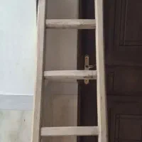 پله چوبی