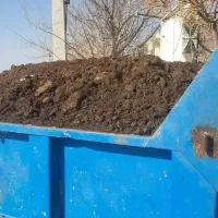 حمل کودگاوی کهنه وخاک باغچه ماسه بادی با نیسان
