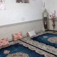 70متر ویلایی واقع در سی متری انقلاب کوچه حسینیه