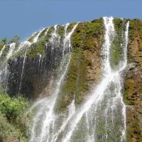 اجرای تورهای گروهی و اختصاصی داخلی و خارجی