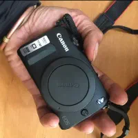 دوربین Canon eos M