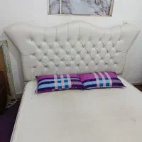 تخت دونفره سفید