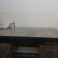 میز تحریر چوبی