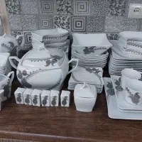 سرویس چینی ۱۲نفره درحد نو