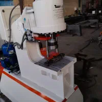 دستگاه پانچ هیدرولیک