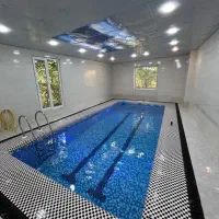 اجاره ویلا استخردار سر پوشیده دربست کد (۱۳۹)