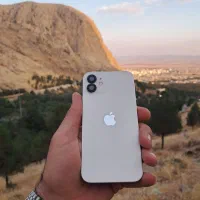 iphone 12 normal 128 در حد آکبند