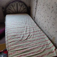 تخت فلزی و تشک