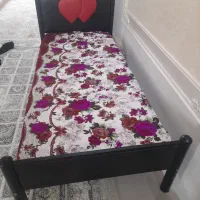 تخت تک نفره فلزی