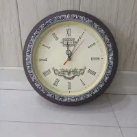 ساعت دیواری