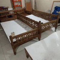 تخت سنتی، ۲ عدد رستورانی