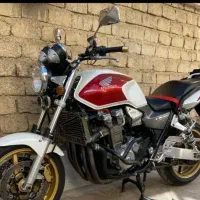 سیبی1300cb1300