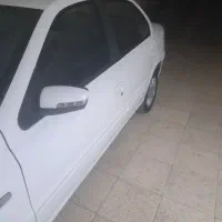 سمندسورن سفید ۸۷
