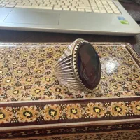 انگشتر|جواهرات|شیراز, کوشک میدان|دیوار