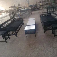 تخت فلزی و جاکفشی و ویترین و ...