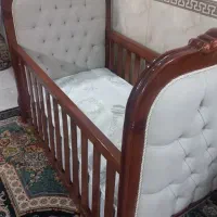 تخت کودک تخت نوزادبا بهترین چوب راش تشک طبی