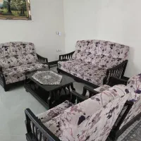 مبل۷ نفره کلاسیک با میز و عسلی چوب راش(تخفیف ویژه)