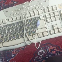 کیبورد کامپیوتر دست دوم
