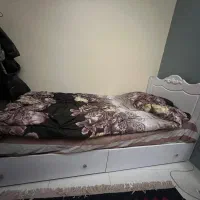 تخت یکنفره