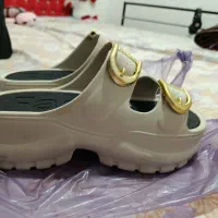 دمپایی و صندل ابری