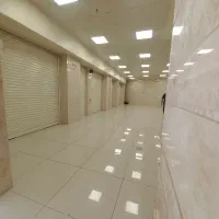 ۱۳۰متر مغازه نوساز کاشانی