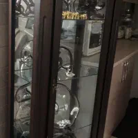 ویترین ایستاده هالوژن خور با چوب راش ایتالیایی