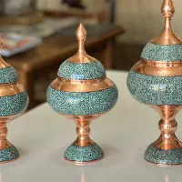 شکلات خوری فیروزه کوبی