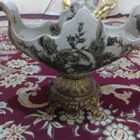 فروش یک عدد شکلات خوری  و یه ساعت قدیمی