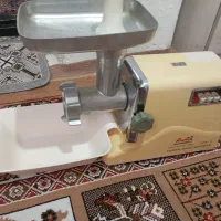 یک عدد چرخ گوشت در حد نو