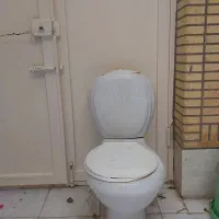 توالت فرنگی سالم
