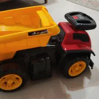 کامیونت اسباب بازی