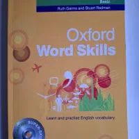 کتاب زبان Oxford word skills Basic