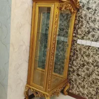 ویترین  سالم بدون شکستگی