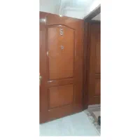 درب ورودی و درب سرویس