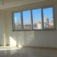 خانه خوش نقشه .بر خیابان اصلی .دسترسی آسان