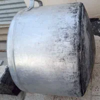 دیگ قدیمی|ظروف پخت‌وپز|شیراز, قلعه شاهزاده بیگم|دیوار