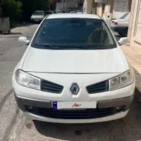 رنو مگان ۲۰۰۰