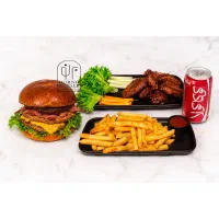 استخدام سالن کار و کانتر کار رستوران