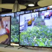 دنیای تلویزیون LED پشت ویترینی تا ۵۰ درصد تخفیف