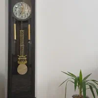 ساعت ایستاده