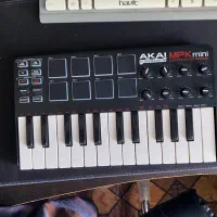 میدی کنترلر Akai Mpk Mini
