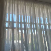۱۶ متر پارچه و۱۰ متر پرده ی اماده