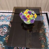 میز‌عسلی‌جلوی‌مبل
