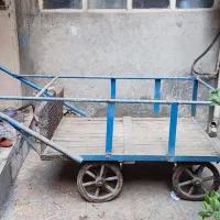 گاری چهار چرخ