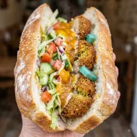 کارگر باسابقه ساندویچی برا شیفت عصر