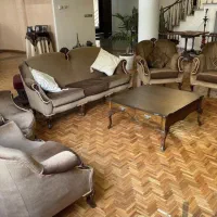 مبلمان ۷ نفره شیک درحد / میزوسط با شیشه و ۴ عسلی