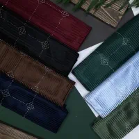 روسری ژان ژان نگین دار قواره ۱۳۰ در ۷ رنگ
