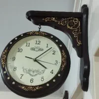 ساعت دیواری دوطرفه