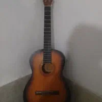 گیتارخوش صدا وعالی