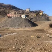 استخدام راننده کمپرسی ۱۰ چرخ اویکو